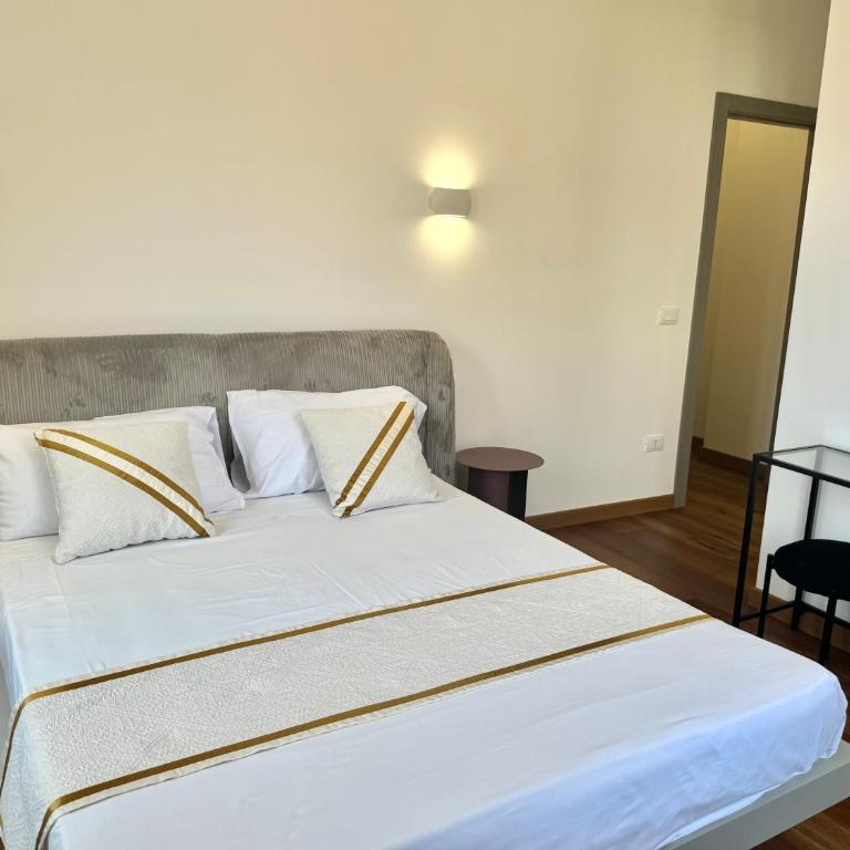 Luxenti Luxury Rooms - Camera Matrimoniale - 9