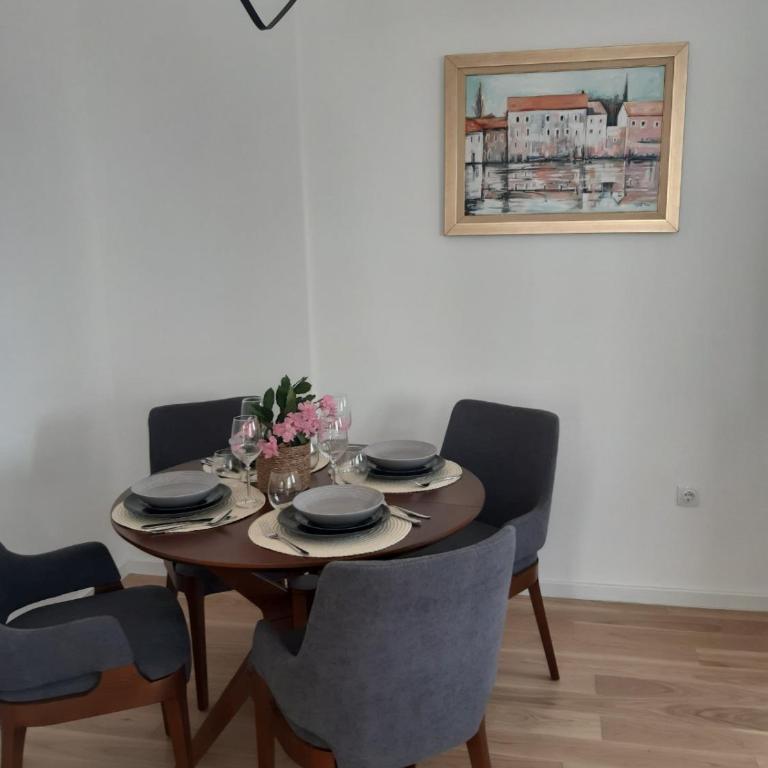 Dvosoban stan Akacija Trebinje - Two-Bedroom Apartment - 1