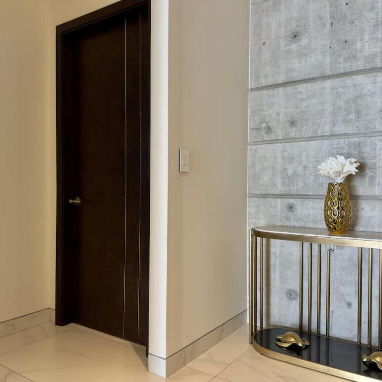 Luxury Beachfront Condo 3BR 3BA with stunning views - Apartment - 22