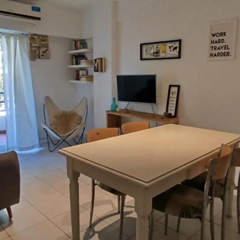 Departamento dos dormitorios en pleno centro - Apartamento de 2 dormitorios - 1