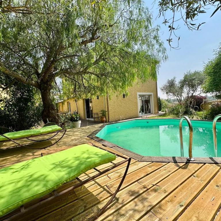 Maison Occitane avec Piscine - Villa 3 Chambres - 48