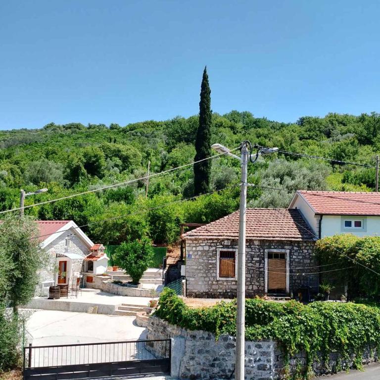 Gallery Stone House - One-Bedroom Apartment - 9