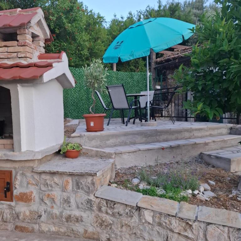 Gallery Stone House - One-Bedroom Apartment - 6