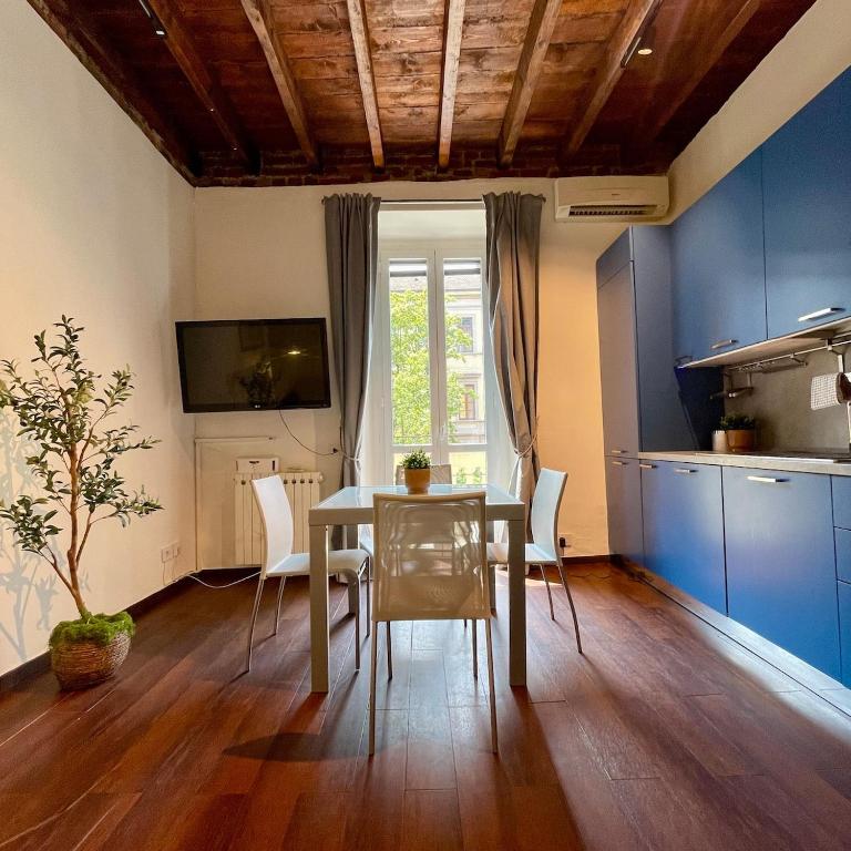Sunny Balcony in Porta Romana - Appartamento con 2 Camere da Letto - 2