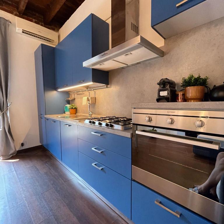 Sunny Balcony in Porta Romana - Appartamento con 2 Camere da Letto - 11