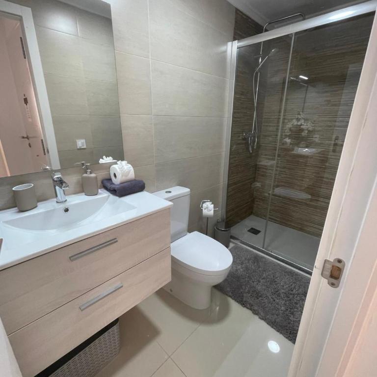 Reel Apartments- Walk to the beach and centre - Apartamento Deluxe - 31