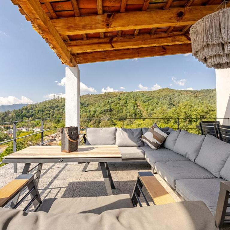 LUXO Casa en Valle de Bravo con jacuzzi y espectacular vista al lago - Villa - 31