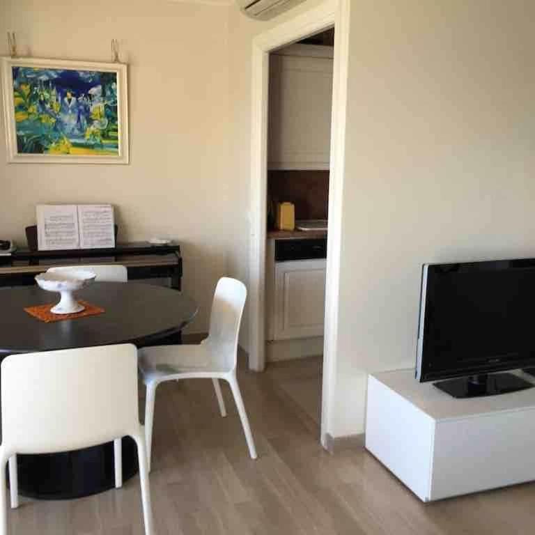 Luxurious large 2 rooms with panoramic sea view, AC - Appartement 2 Chambres - 4