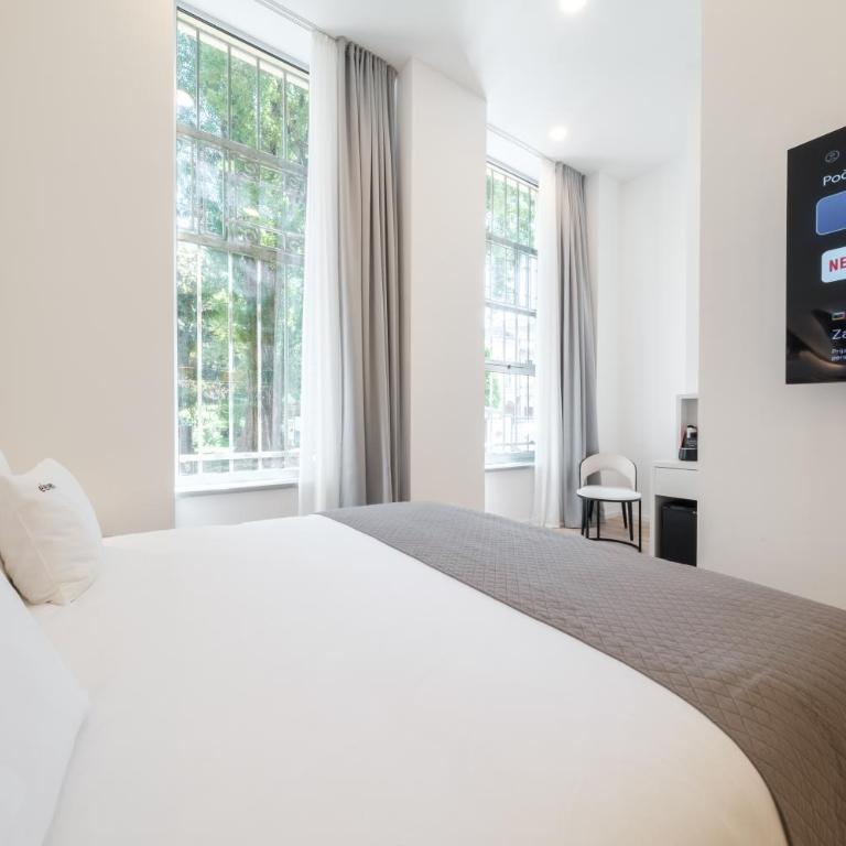 Hotel Eleven - Dvokrevetna Soba sa Bračnim Krevetom - 10