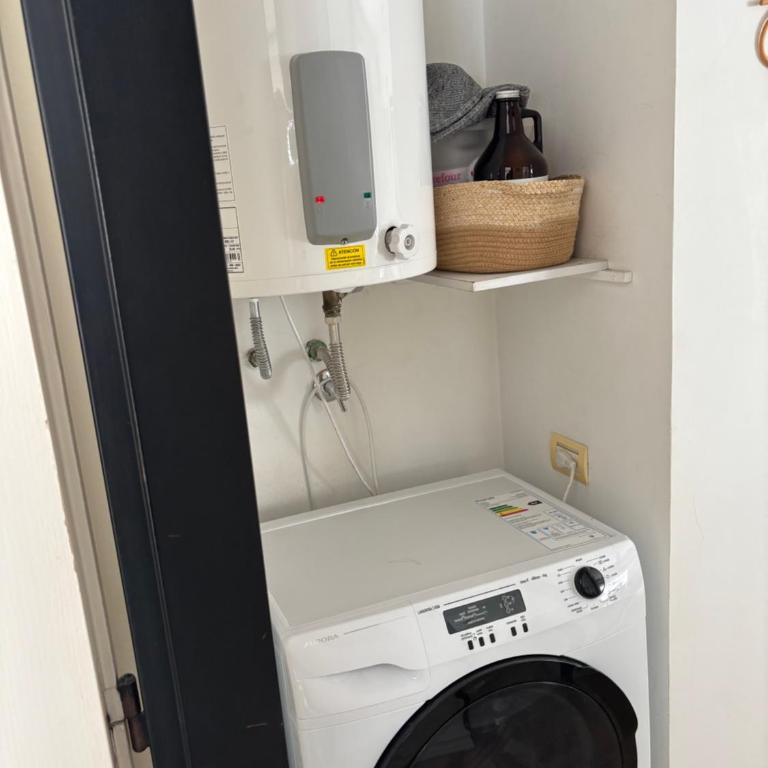 Alquilo departamento por dia. Zona castelar!!! - Apartamento de 1 dormitorio - 5