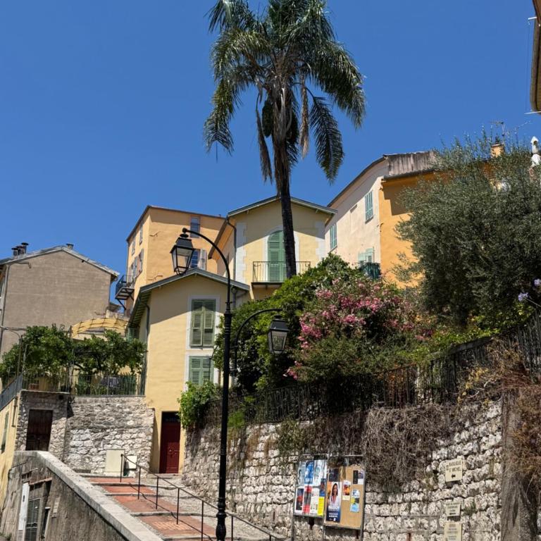PALM RIVIERA Capucins - Vieille ville de Menton - Vue mer - Appartement 1 Chambre - 2