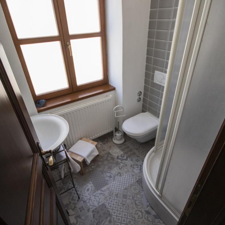 Hotel Ovo malo duše - Dvokrevetna Soba sa Bračnim Krevetom - 8