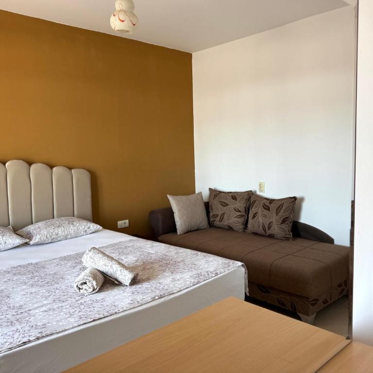 Cobi Apartments - Long Beach - Deluxe Double Room with Balcony - 3