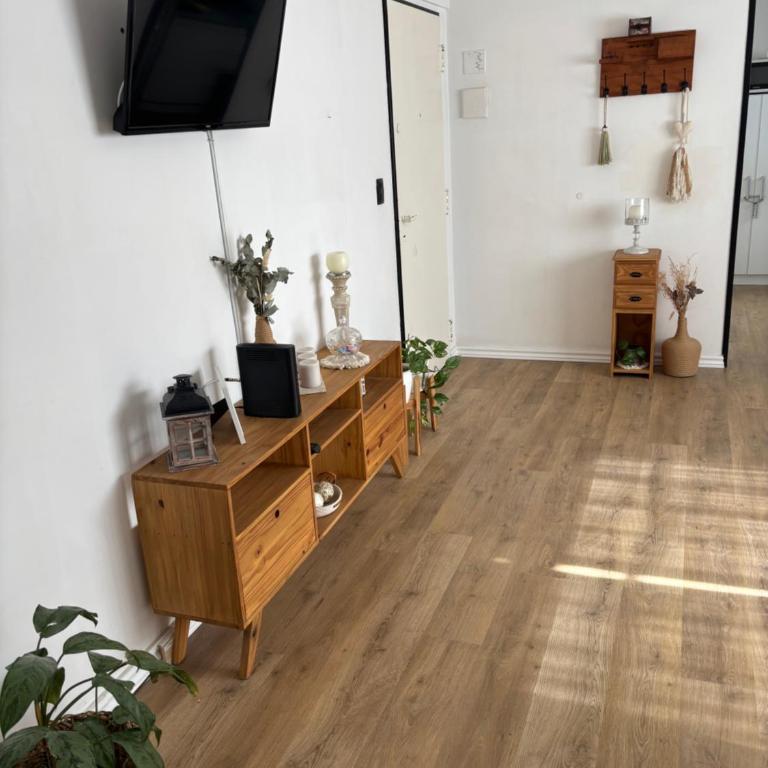 Alquilo departamento por dia. Zona castelar!!! - Apartamento de 1 dormitorio - 9