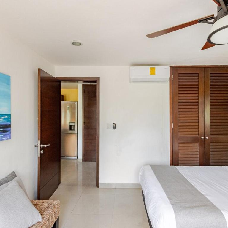 Apartment 5 min walking to the beach at Paraíso - Two-Bedroom Apartment with Terrace - 20