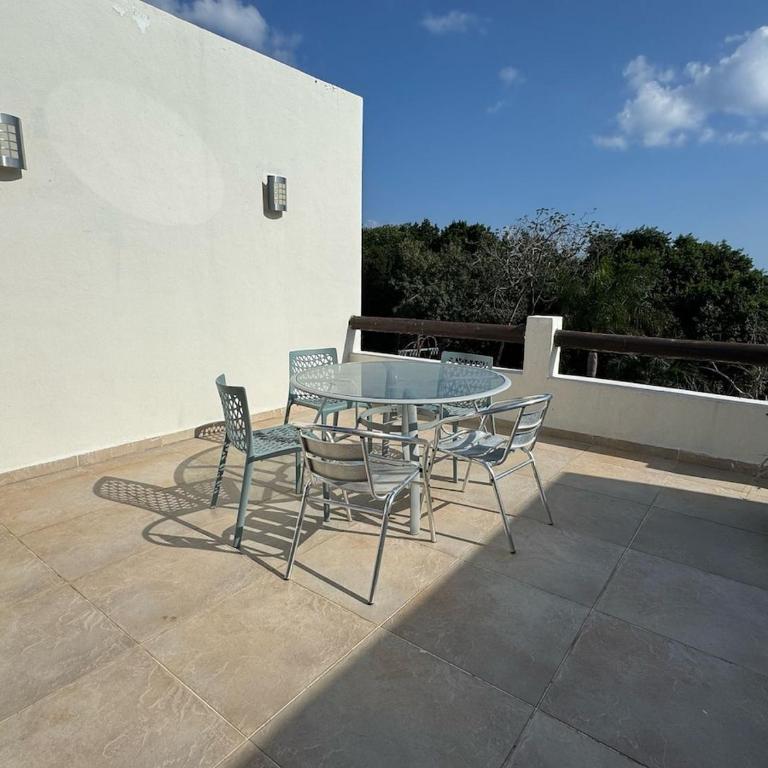 Apartment 5 min walking to the beach at Paraíso - Two-Bedroom Apartment with Terrace - 55