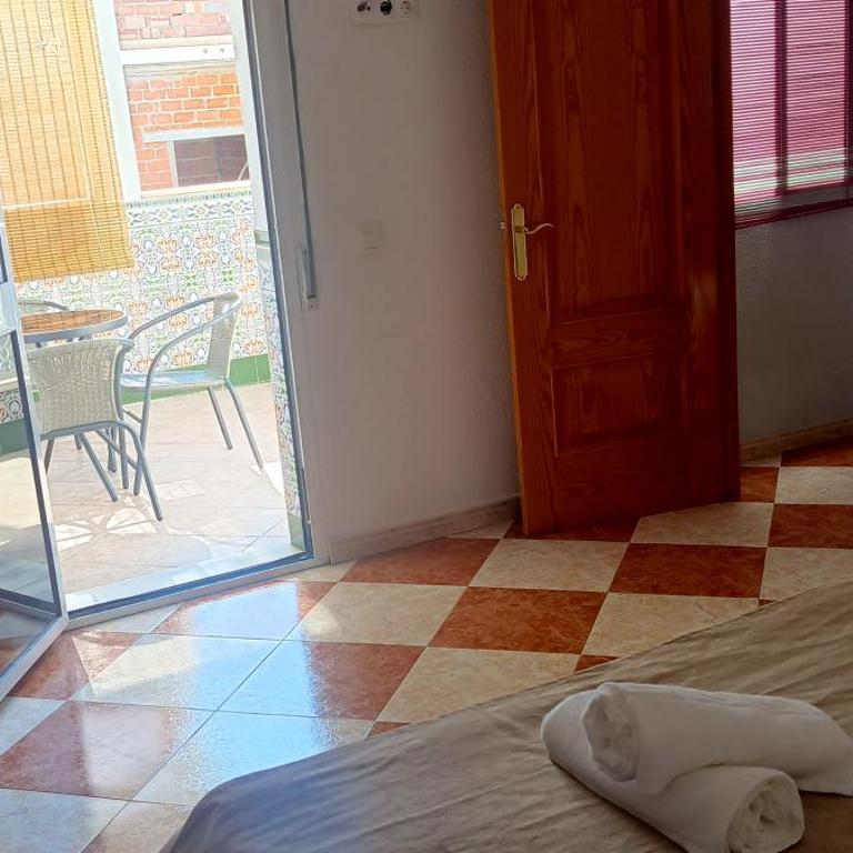 Las Rosas - Apartment with Terrace - 7