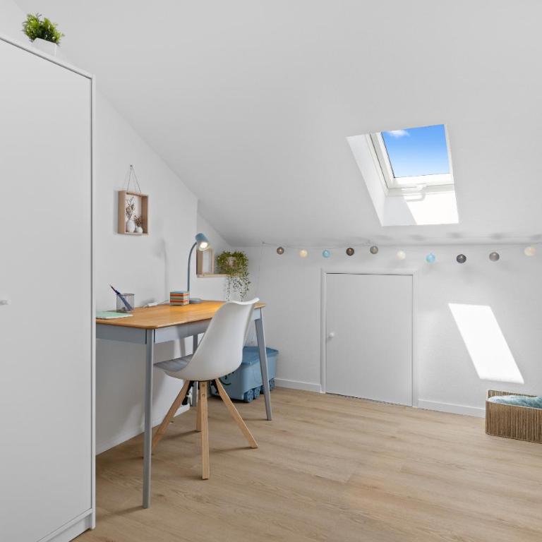 ALPENglück - Stylisches Dachgeschoss-Apartment mit Bergblick, großer Balkon & 3 Schlafzimmern - Apartment mit 3 Schlafzimmern - 16