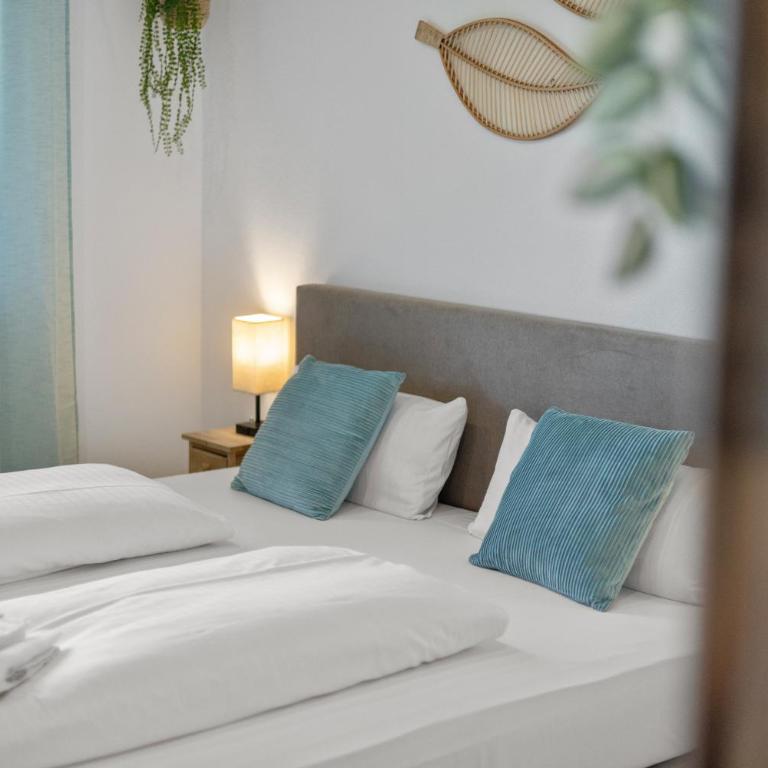 ALPENglück - Stylisches Dachgeschoss-Apartment mit Bergblick, großer Balkon & 3 Schlafzimmern - Apartment mit 3 Schlafzimmern - 31