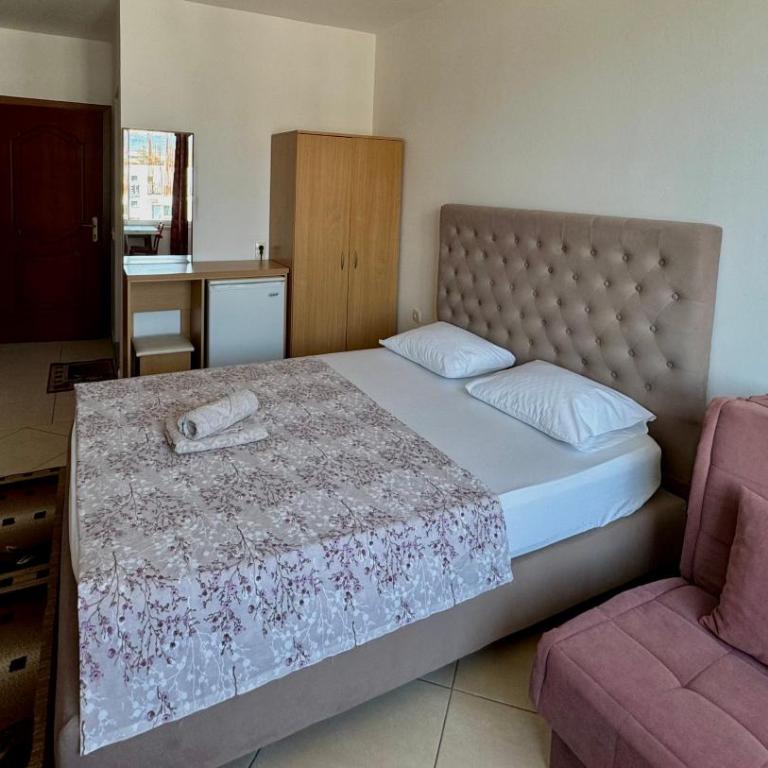 Cobi Apartments - Long Beach - Double Room with Extra Bed - 3