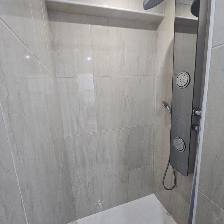MarDeSantaPola - Apartamento de 4 dormitorios con balcón - 15