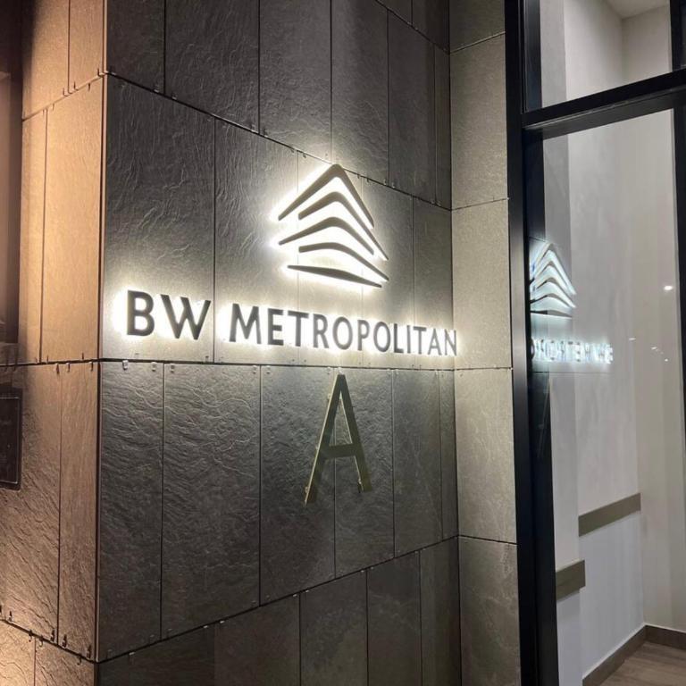 BW Studio Metropolitan - One-Bedroom Apartment - 29