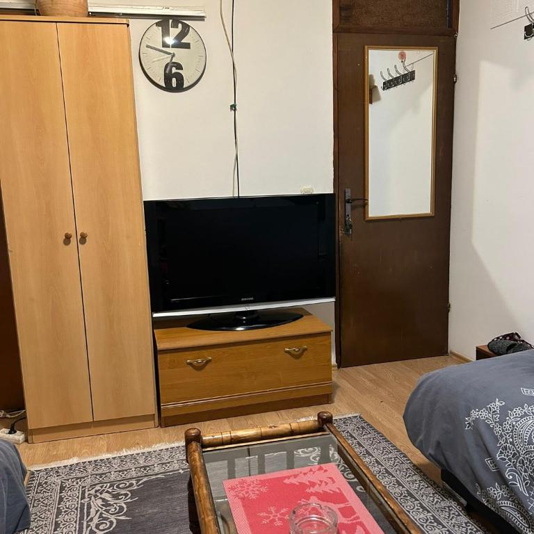 Rooms Ada Centar Free Parking - One-Bedroom Apartment - 8
