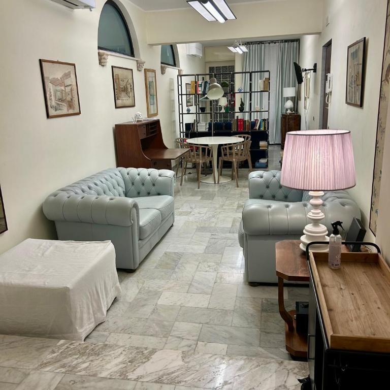 Loft 3B - One-Bedroom Apartment - 2