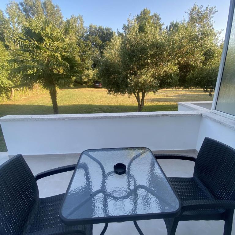 Casa Gazi - Niskobudžetna Dvokrevetna Soba sa Bračnim Krevetom - 2