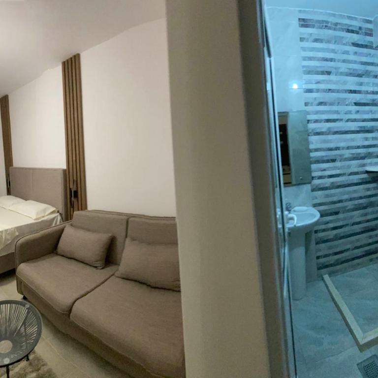 Casa Gazi - Niskobudžetna Dvokrevetna Soba sa Bračnim Krevetom - 7