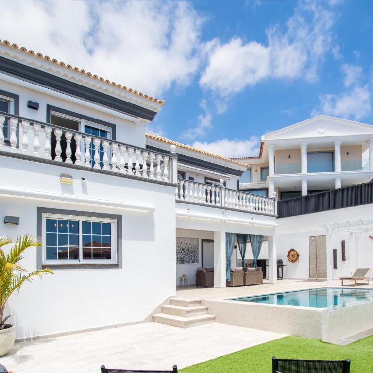 Villa Zion Tenerife with Heated Pool - Villa - 24