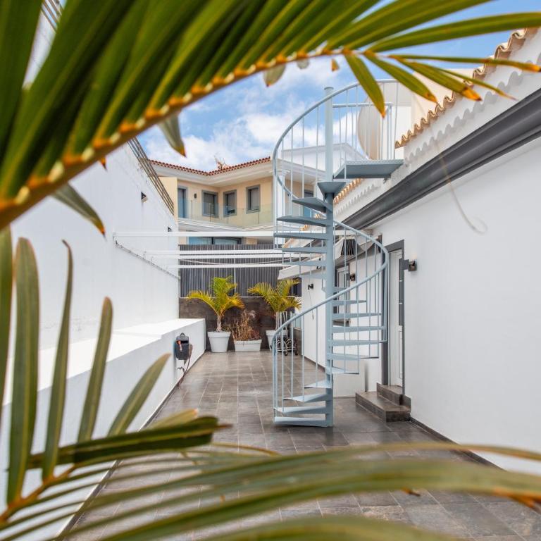 Villa Zion Tenerife with Heated Pool - Villa - 39