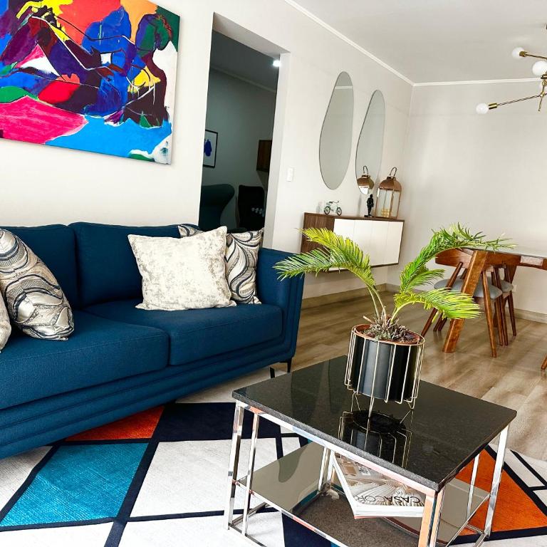 Apartamento amplio y luminoso en Miraflores - Apartamento de 2 dormitorios con vistas a la ciudad - 1