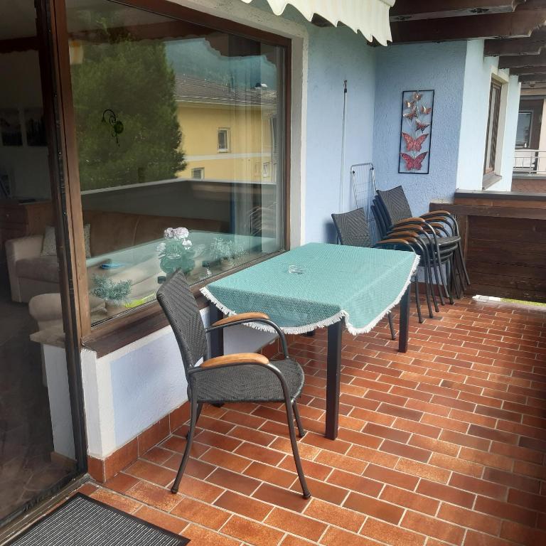 Chalet Anna Appartment - Two-Bedroom Apartment with Balcony and Terrace - 35