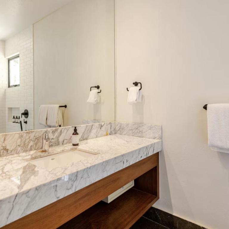 Hum Living Luxury Villas - Villa Deluxe - 5