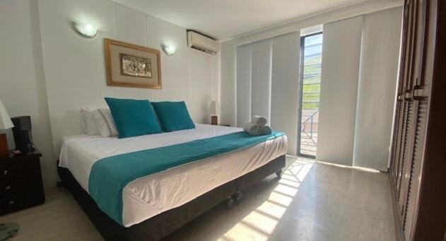 Beautiful Duplex Apartment in Cali - Three-Bedroom Apartment - 21