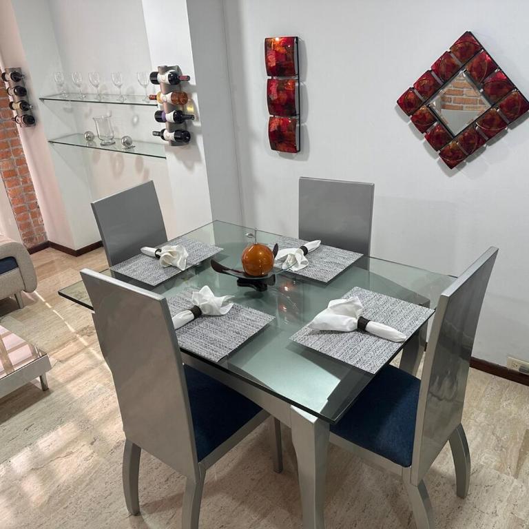 Beautiful Duplex Apartment in Cali - Three-Bedroom Apartment - 47