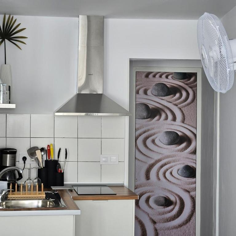 El Caramelito 2 Estudio con cama abatible - One-Bedroom Apartment - 21