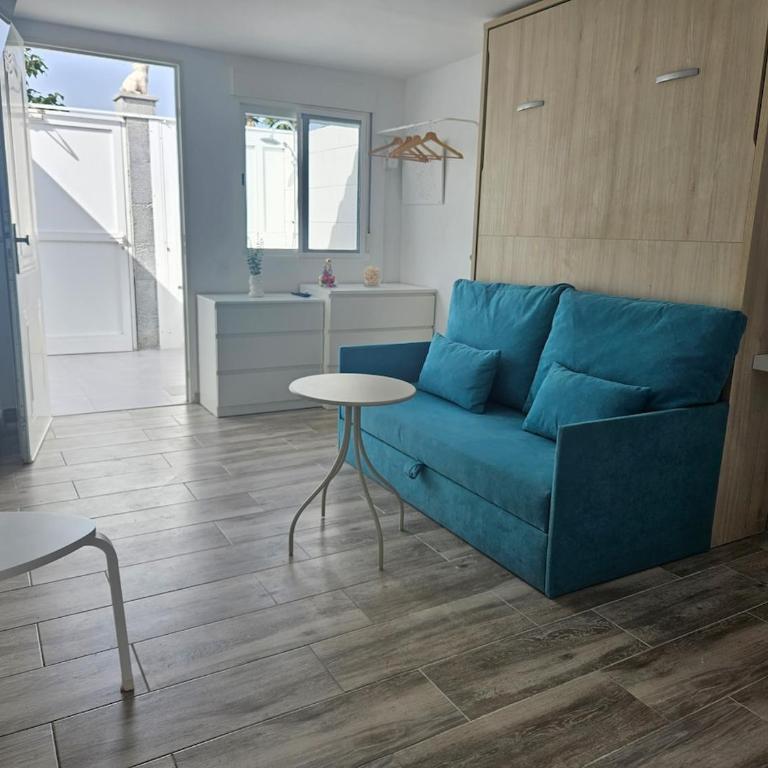 El Caramelito 2 Estudio con cama abatible - One-Bedroom Apartment - 69