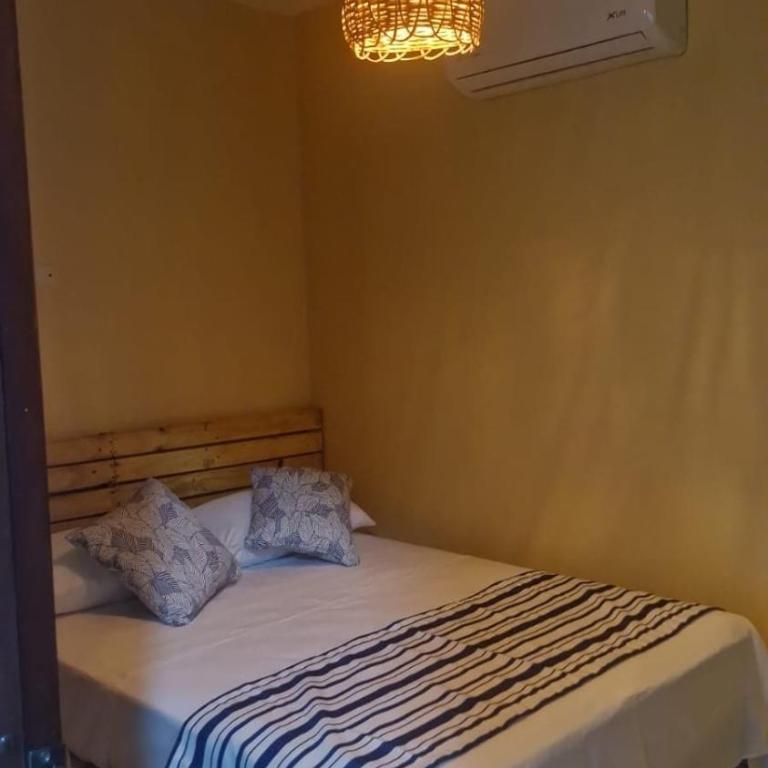 Casa Patio de Torices, Near City Center - Five-Bedroom House - 27