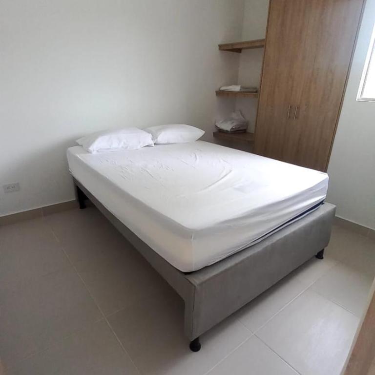 Apartamento en santa marta conjunto aviva sierra - One-Bedroom Apartment with Pool View - 4