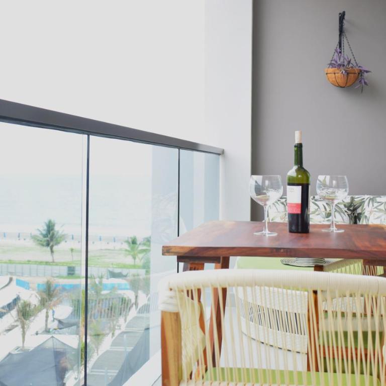 Luxury 2-Bedroom Apartment with Breathtaking Ocean Views - Two-Bedroom Apartment - 37