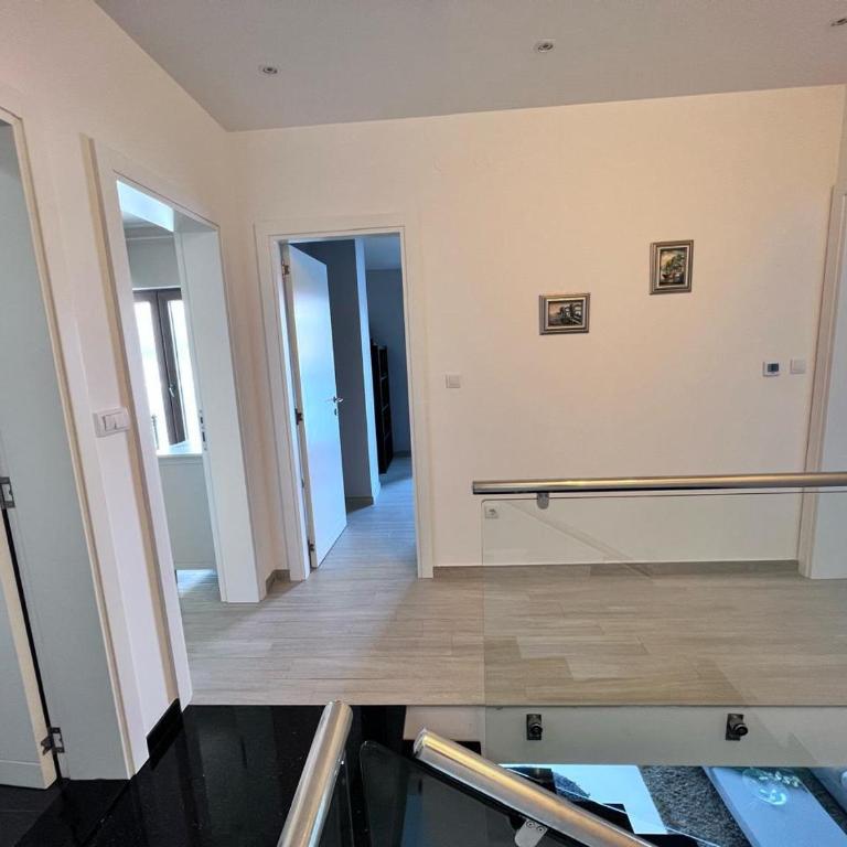 Villa Adriatika - Vikendica - 10