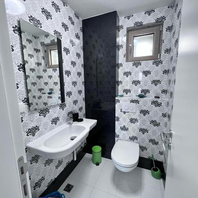 Villa Adriatika - Vikendica - 15