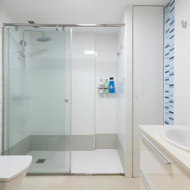 Apartamento con Vistas al mar, Piscina y Pista de Paddle - Apartamento de 2 dormitorios con terraza y vistas al mar - 23