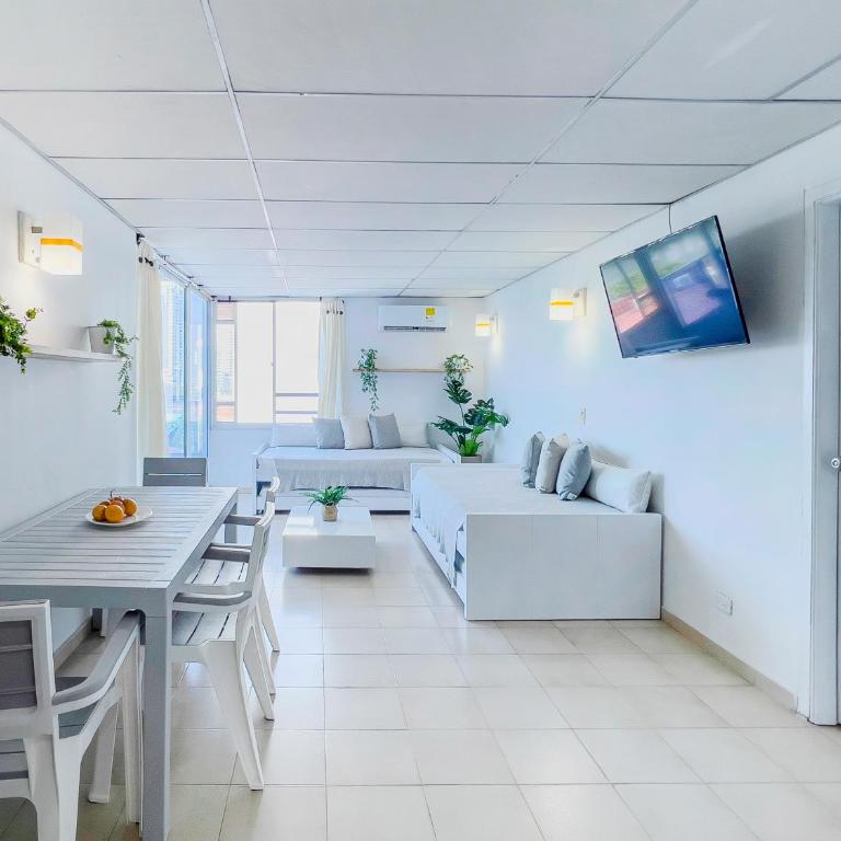 Riviera Summer - Apartamento con balcón - One-Bedroom Apartment - 4