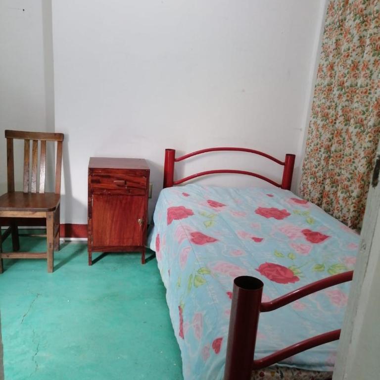 Caracas - Twin Room with Private Bathroom - 1