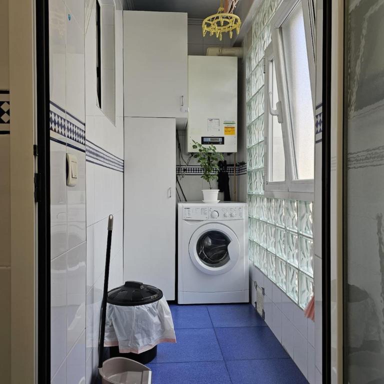 Bright apartment in Parque Etxebarria with parking - Apartamento de 3 dormitorios - 52
