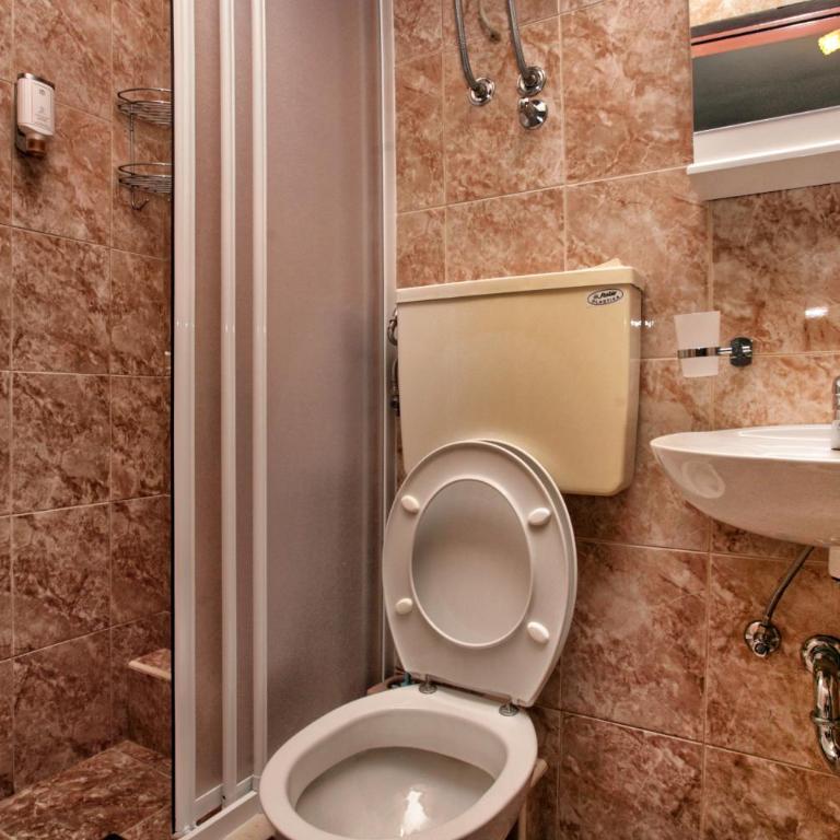 Apartments Obala - Katić - Studio with Balcony and Sea View (2 Adults) - 7