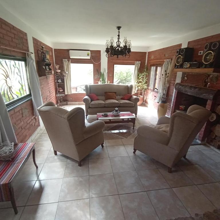 Casa familiar de Campo Arev - Three-Bedroom Home - 10